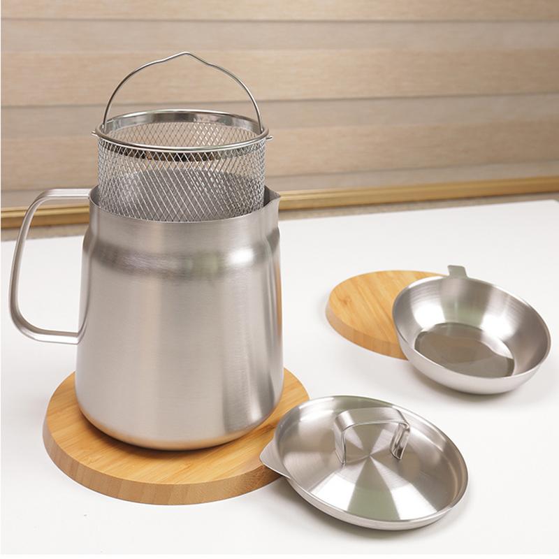 Olla de filtro de aceite de acero inoxidable 304 de 68 oz, recipiente de filtro de aceite versátil de gran capacidad, contenedor de grasa de tocino de acero inoxidable resistente, tanque de red para freír multifunción para cocina/camping (50 oz/1,5 L)